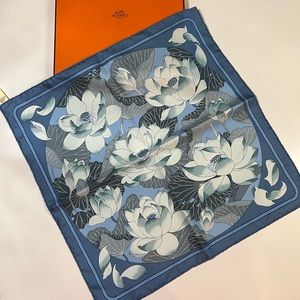 Hermes Pochette Gavroche - Fleurs de Lotus - Bleu Jean - New with Tags in Box